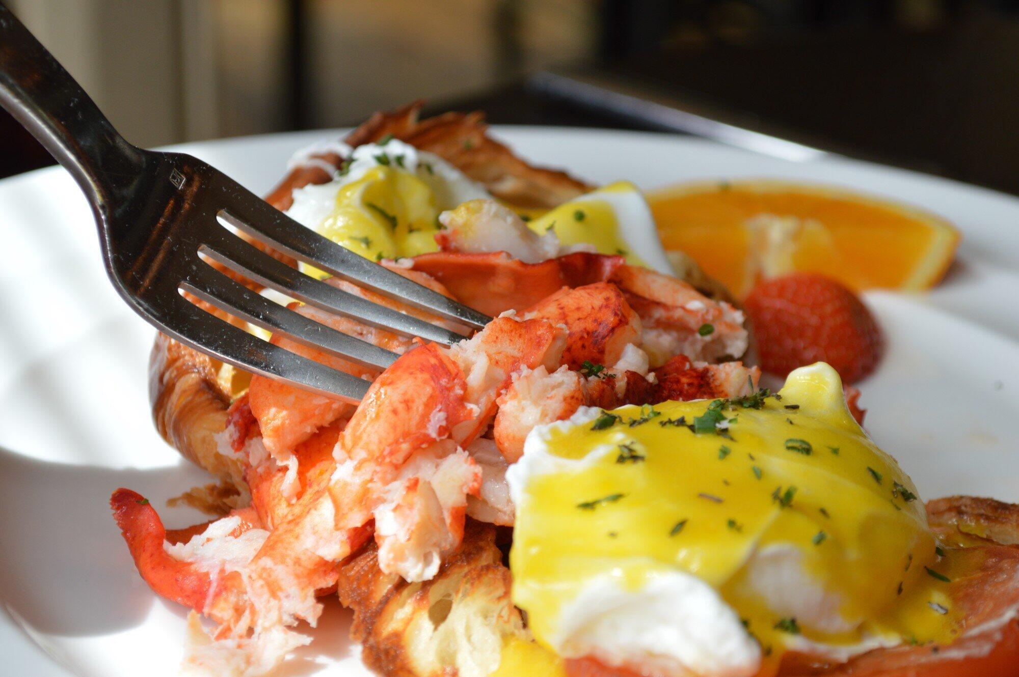 Father's Day Brunch Ideas for Seniors in Sparta, IL